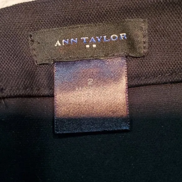 Ann Taylor Black Pencil Skirt With Oriental Detail Size 2