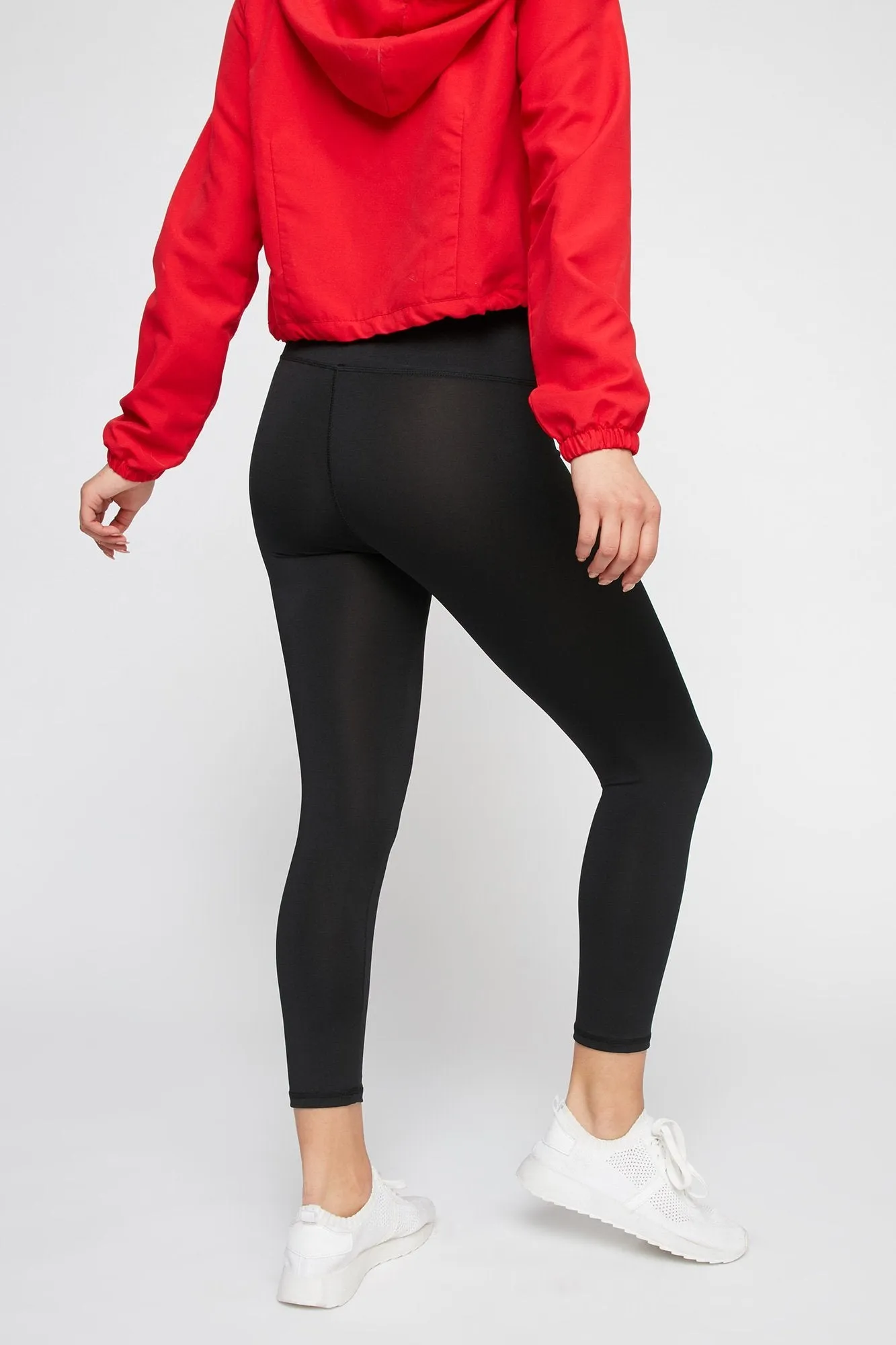 Black Cropped Infinite Active Legging