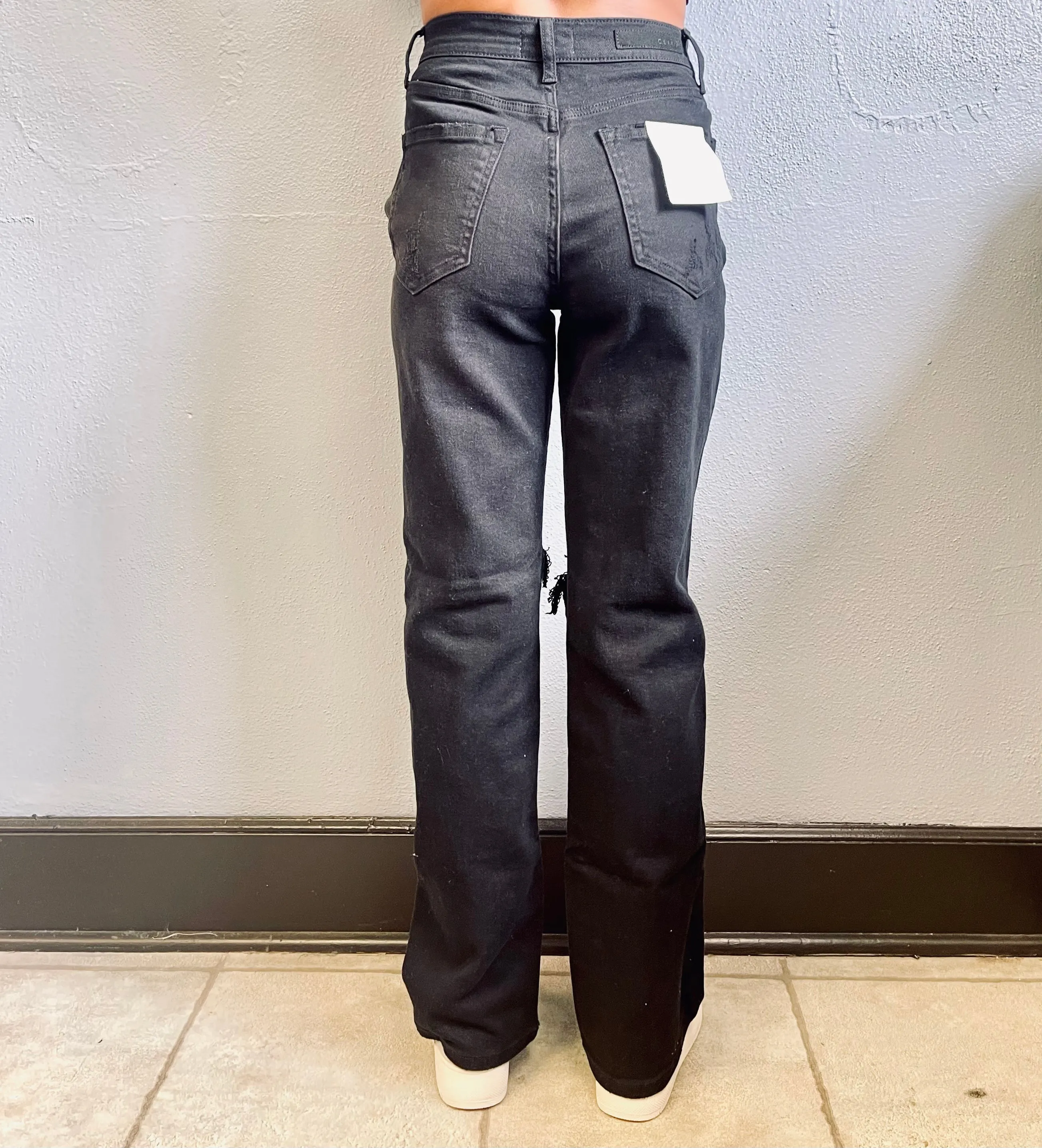 CELLO- Super High Rise Distress Dad Jean