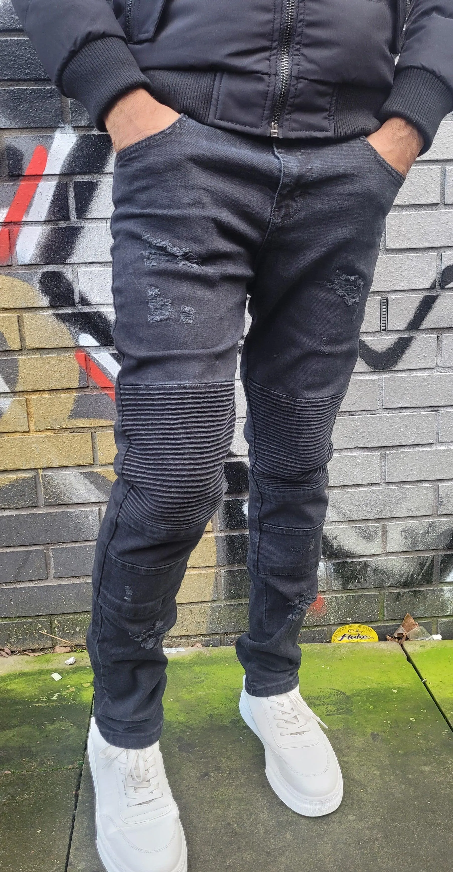 Peviani Biker Ripped Jeans-Black