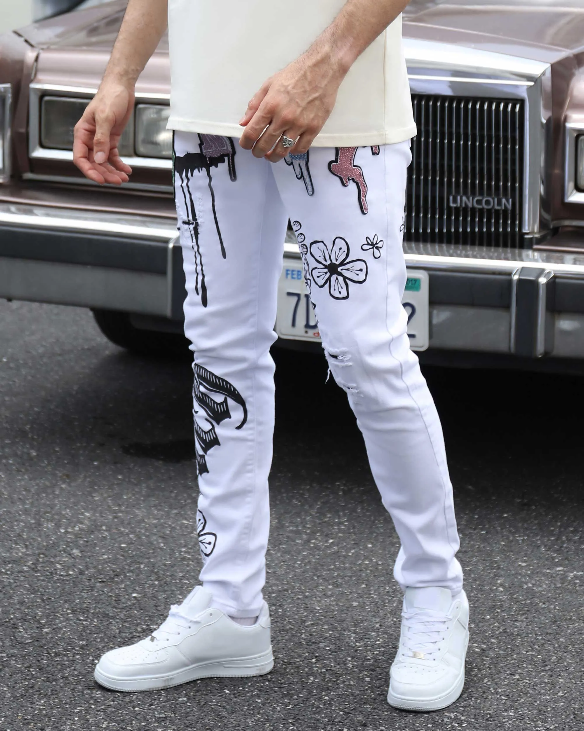 Streetwear White Ripped Jeans with Colorful Graffiti