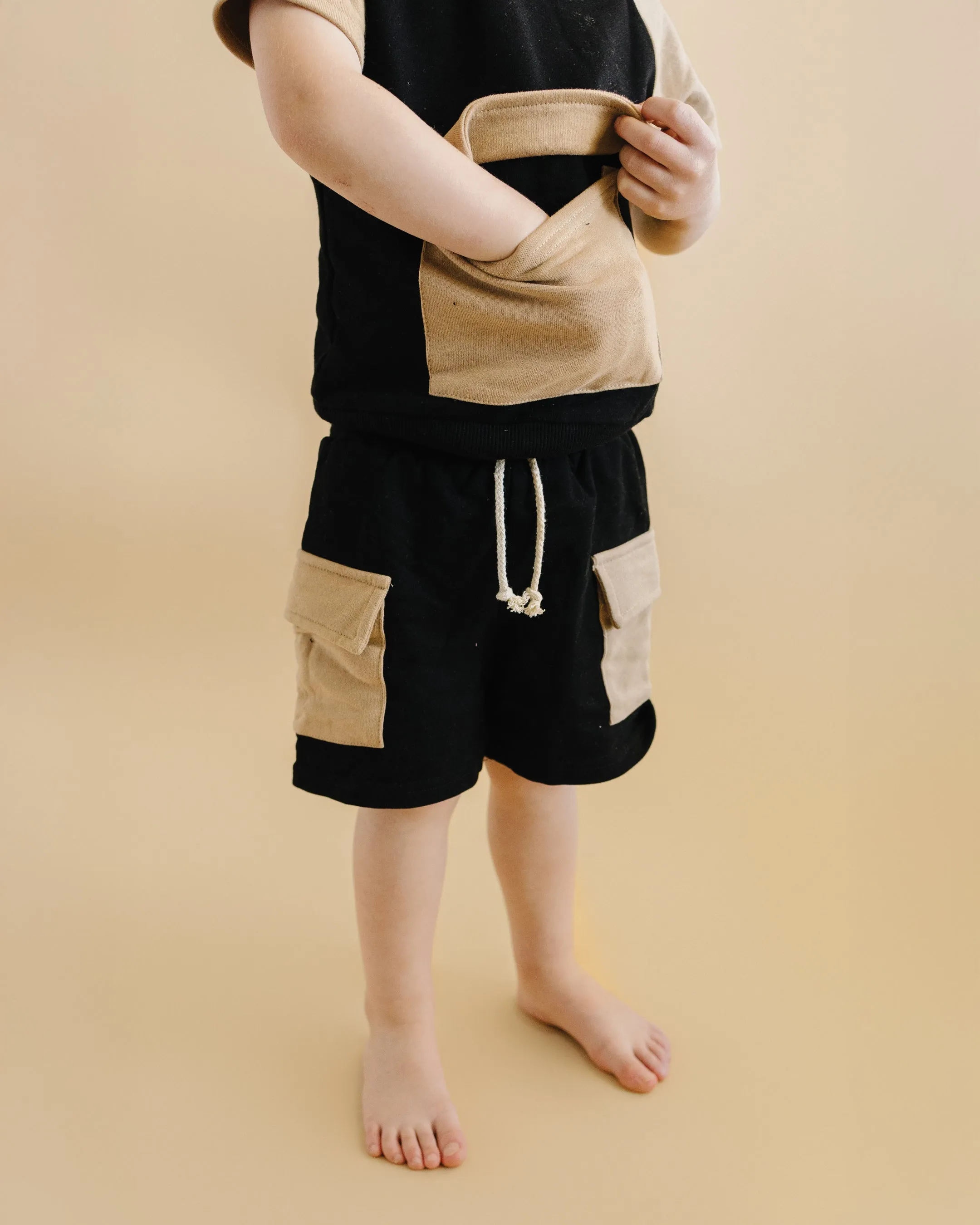 Terry Cargo Shorts Set | Black & Tan